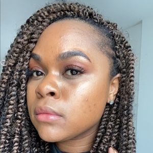 Meet your Posher, Michele